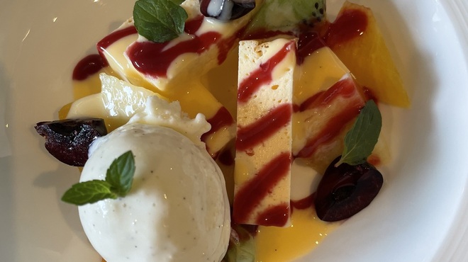 ラターブルドゥシュエット - 料理写真: