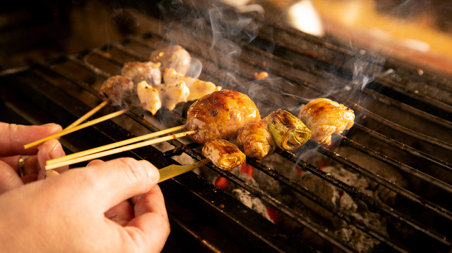 全席個室居酒屋 国産和牛肉寿司と海鮮 とろけ酒場 - メイン写真: