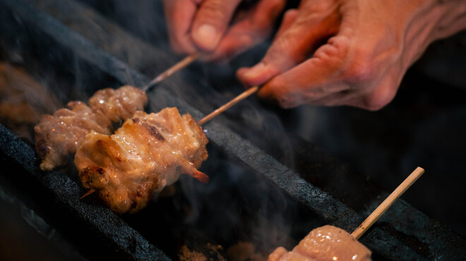 炭火串焼けむり - メイン写真: