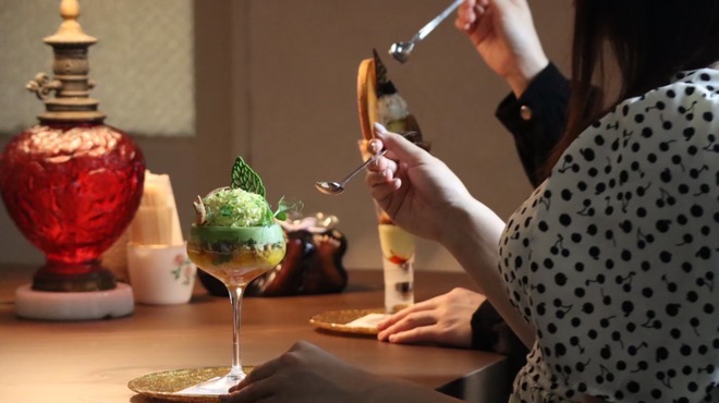 夜パフェ専門店 Parfaiteria beL - メイン写真: