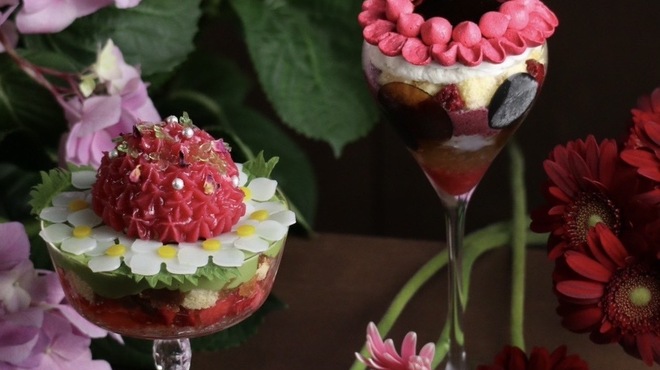 夜パフェ専門店 Parfaiteria beL - メイン写真: