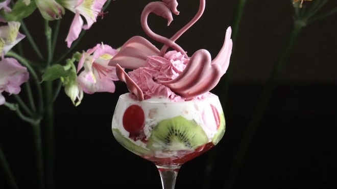 夜パフェ専門店 Parfaiteria beL - メイン写真: