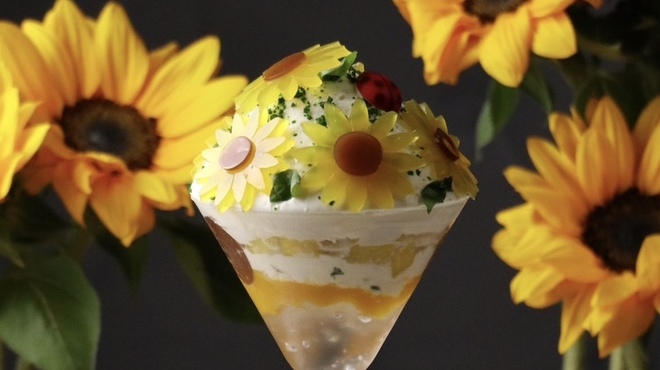 夜パフェ専門店 Parfaiteria beL - メイン写真: