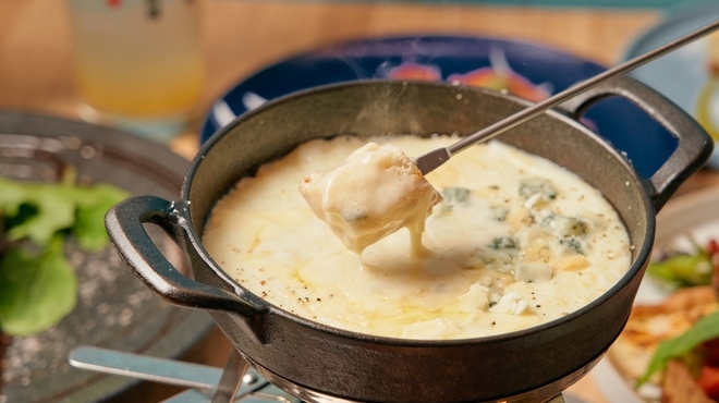 原価ビストロチーズプラス - メイン写真: