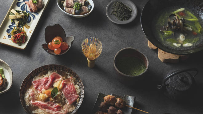 G.O.D - メイン写真: