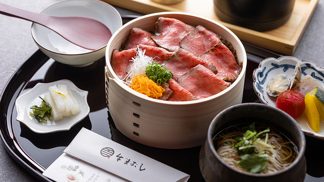 壽喜燒與牛肉拌飯 Momoshiki 別館