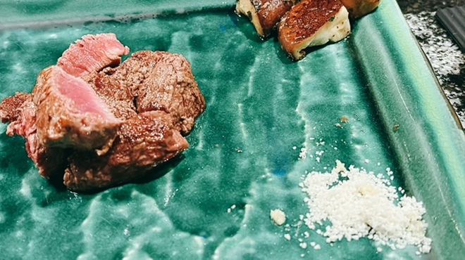 シカン - 料理写真:ガーリック椎茸とお肉