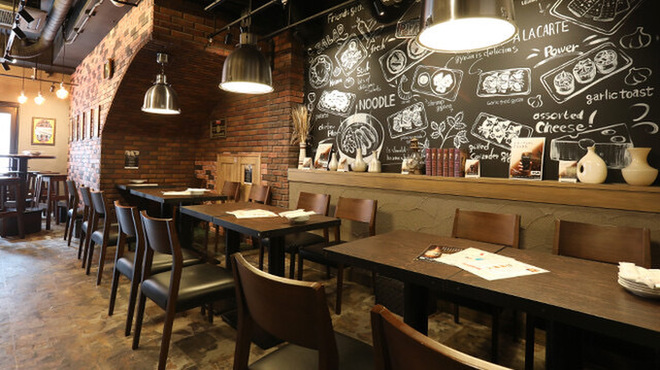 365 GYOZA BAR - メイン写真: