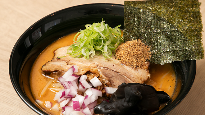 中華そば 色即是空 - メイン写真: