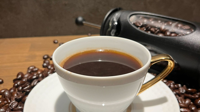 シガー&マディラ シャルト - メイン写真: