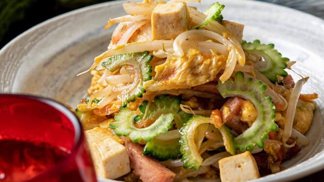 沖縄酒場ハイサイ - メイン写真: