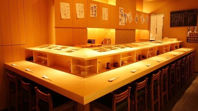 Manten Sushi Marunochi