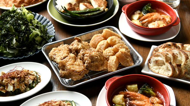 骨付鳥、からあげ、焼鳥 がブリチキン。 - メイン写真: