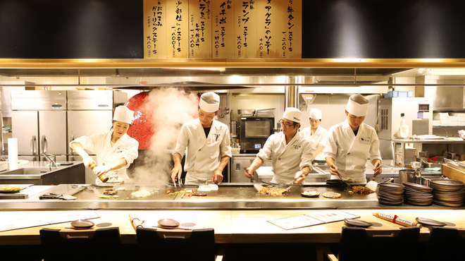 窯焼和牛ステーキと京のおばんざい 市場小路 - メイン写真: