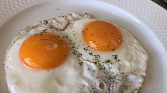 ファインダイニング - 料理写真:フライドエッグ