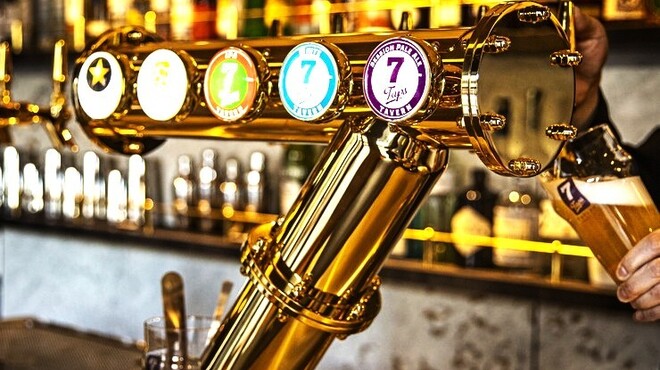 Pub & Grill 7 TAPS TAVERN - メイン写真: