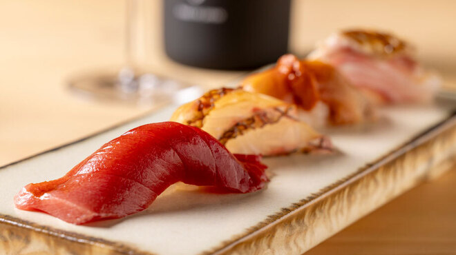 鮨 ラビス 大阪 ヤニック・アレノ - メイン写真: