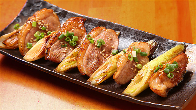 やきとん酒場 炭火焼き おとん家 - メイン写真: