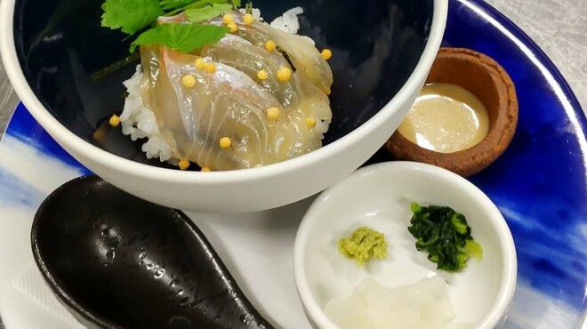 tomoru - メイン写真: