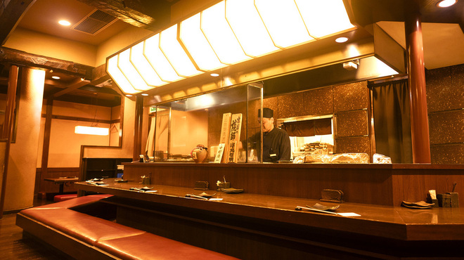 宮崎地鶏炭火焼 車 - メイン写真: