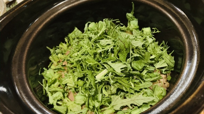 じ味 一歩 - 料理写真:【写真⑥】芥子菜と隠元豆と自家製ハムの炊き込みご飯
