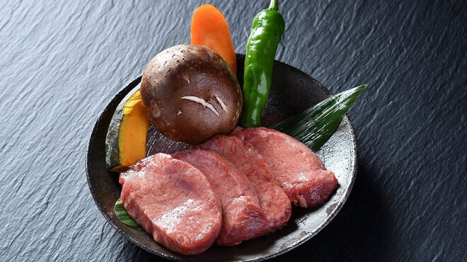 肉料理 春祺廊 - メイン写真: