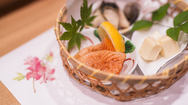 築地うに虎 - メイン写真: