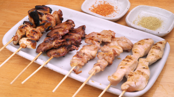 炭火焼とり 萬作 - メイン写真: