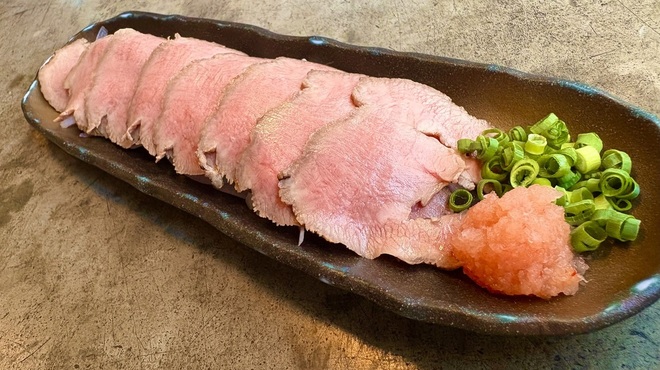 アカベコ - メイン写真: