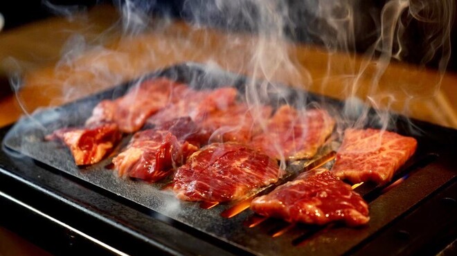 焼肉熱帯夜 ヨルテヤ - メイン写真: