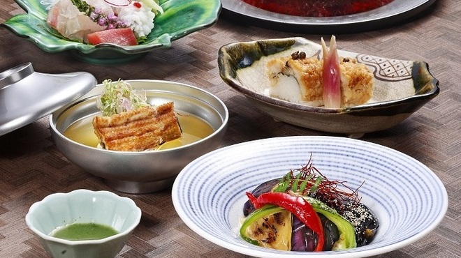 京懐石 美濃吉 横浜ランドマークプラザ店 - メイン写真: