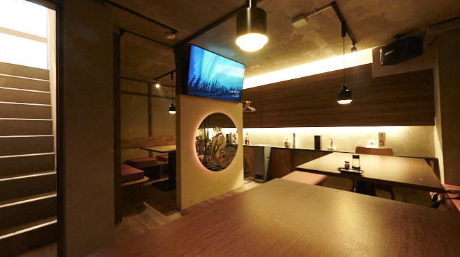 梅ト蜂 - メイン写真: