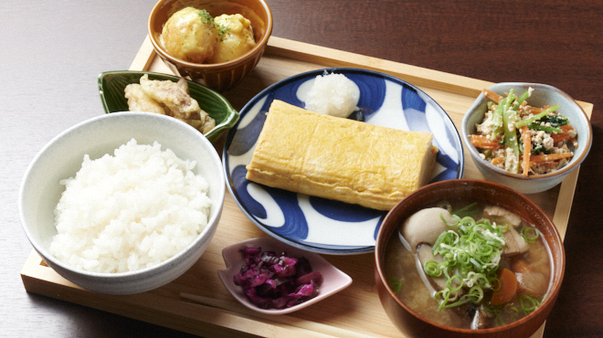 梅ト蜂 - メイン写真: