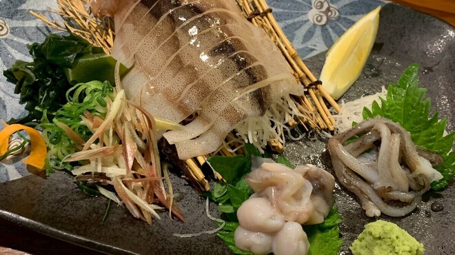 須崎魚河岸 魚貴 - メイン写真: