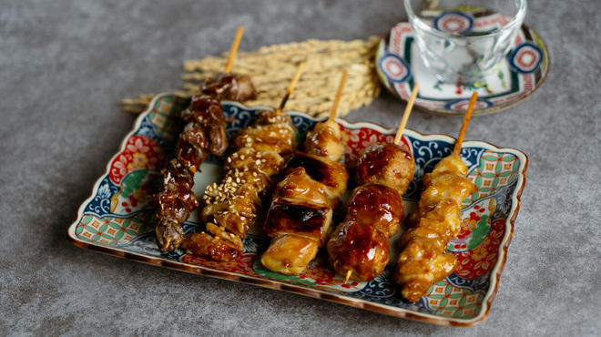 個室居酒屋 博多串焼き＆肉寿司食べ放題 ふくとら - メイン写真: