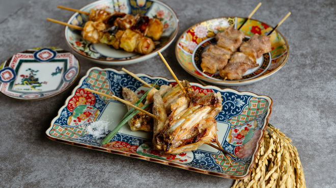 個室居酒屋 博多串焼き＆肉寿司食べ放題 ふくとら - メイン写真: