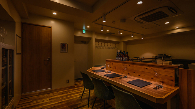 Tramont 人とワインと食卓と - メイン写真: