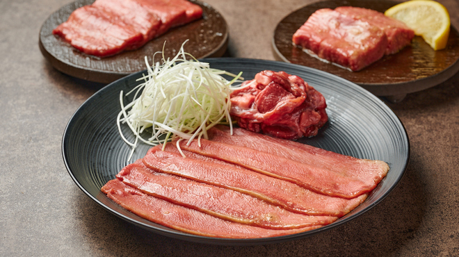 中目黒焼肉 登牛門 - メイン写真: