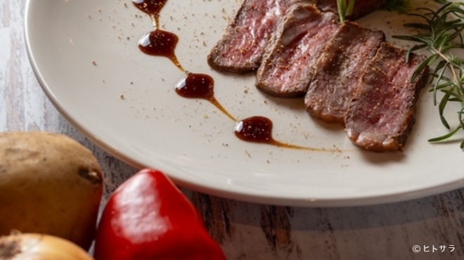 BistroVeil - 从近铁四日市站步行5分钟。适合约会使用