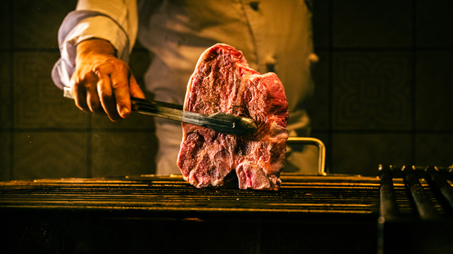 AKARENGA STEAK HOUSE - メイン写真: