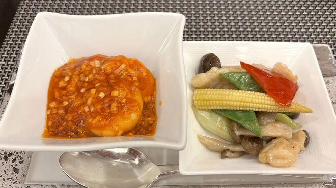 中国料理 桃花林 - 料理写真:海老チリ＆豚と彩り野菜炒め