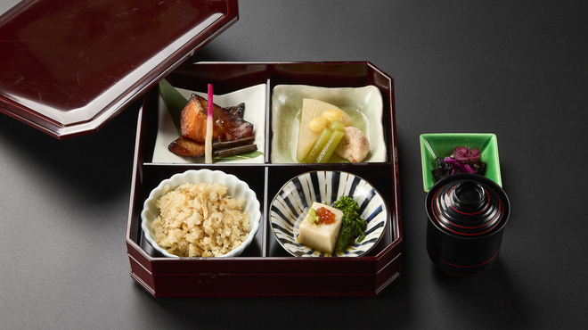 百足屋 - メイン写真: