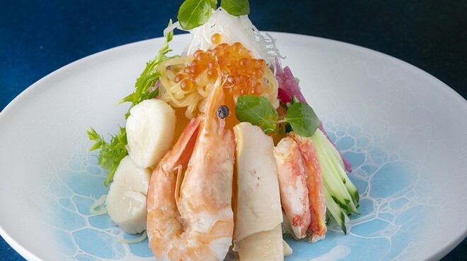 中国料理柳城 - 料理写真:柳城特製　海鮮冷麺