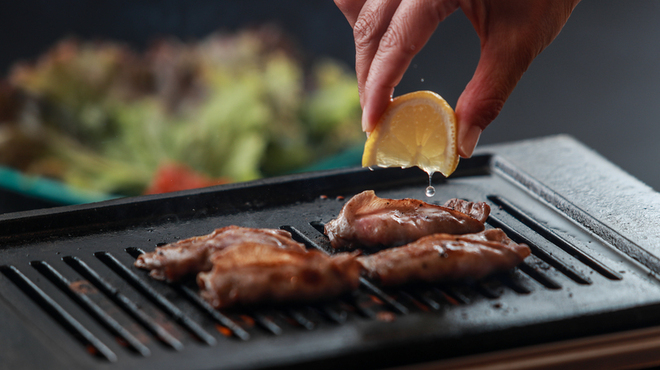 焼肉 カウズ - メイン写真: