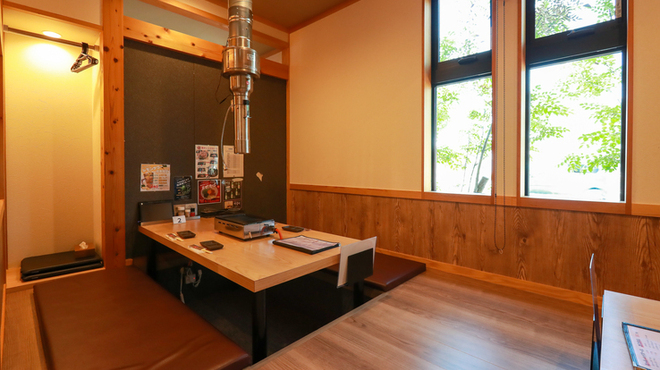 焼肉 カウズ - メイン写真: