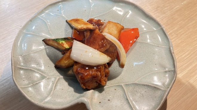 Restaurant 由 - 料理写真:黒酢地鶏