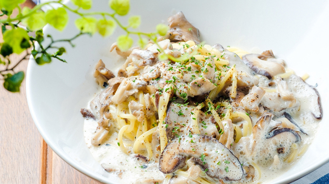 야사이가 오이시이 다이닝 LONGING HOUSE 큐우카루이자와 - 버섯과 두유 크림 파스타