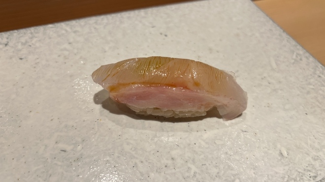 鮨 せいざん - 料理写真: