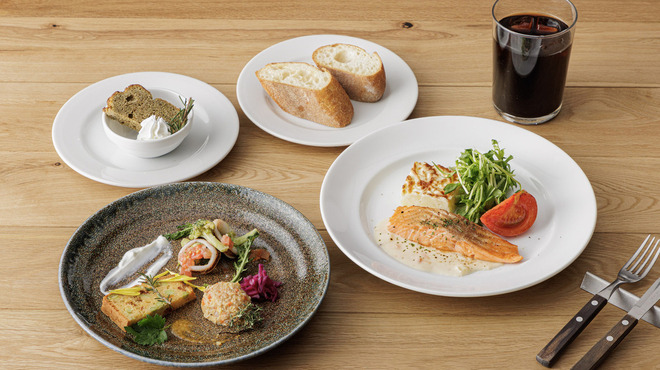 100本のスプーン - メイン写真: