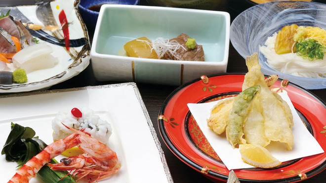 瀬戸内味覚処 芸州 本店 - メイン写真: